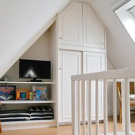 Friesenperle 6, Feldstraße